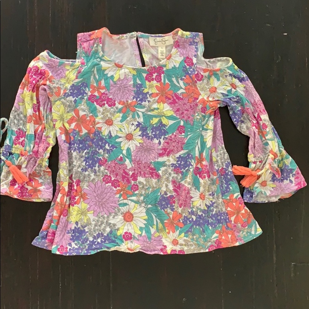 Girls Jessica Simpson Cold Shoulder top sz S (6/7)